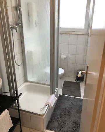 Leon Apartment Dusseldorf